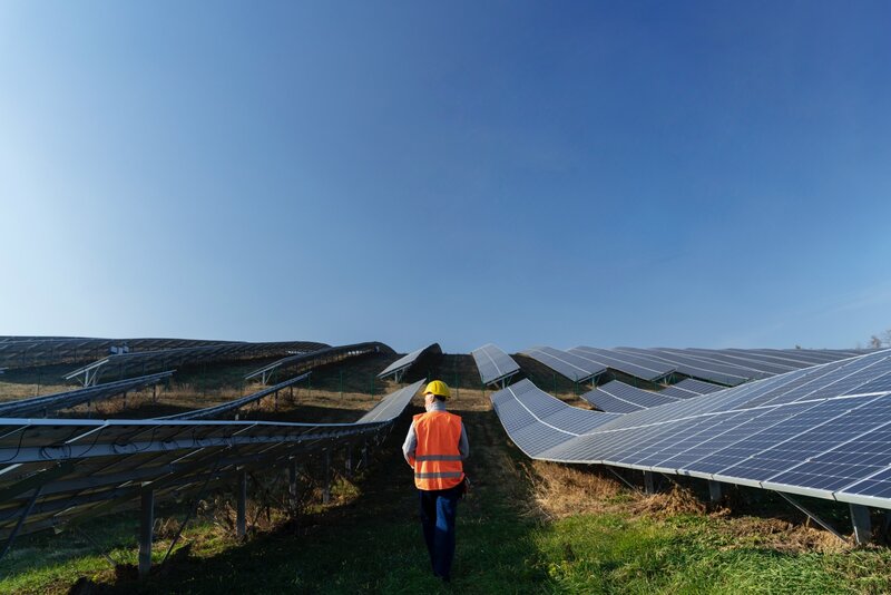 StratoSpark - Proiectare, executare instalatii electrice, sisteme fotovoltaice